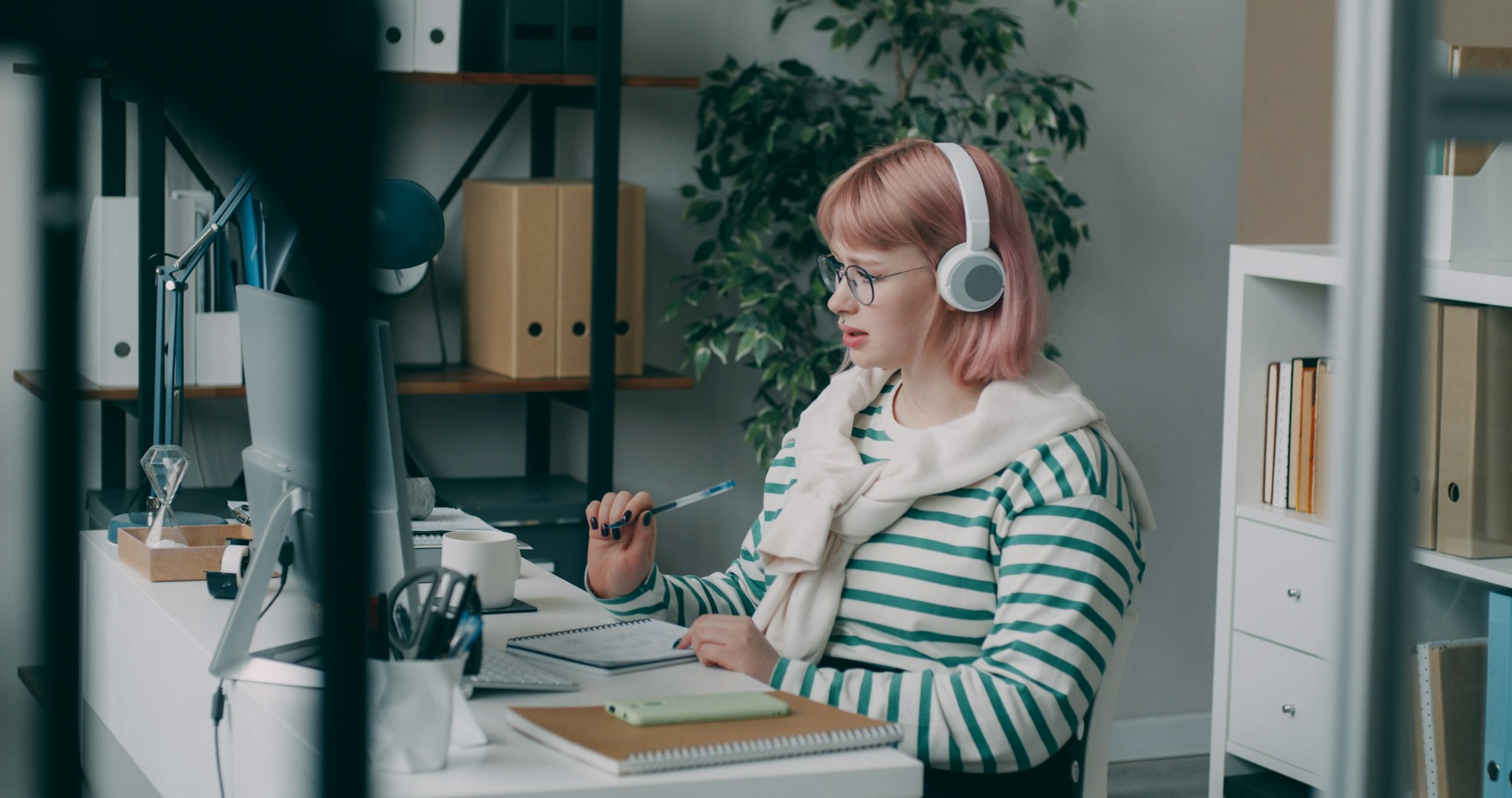 Business traveller working in a holiday home