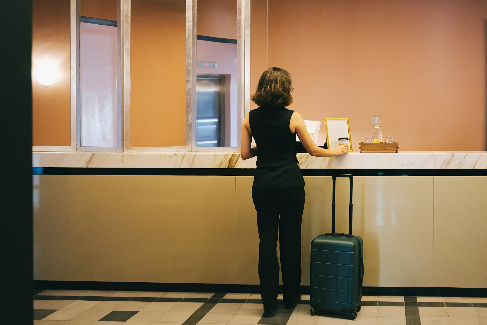 Check-in des voyageurs : guide complet et check-list pour hôtes check-in pour les locations de vacances