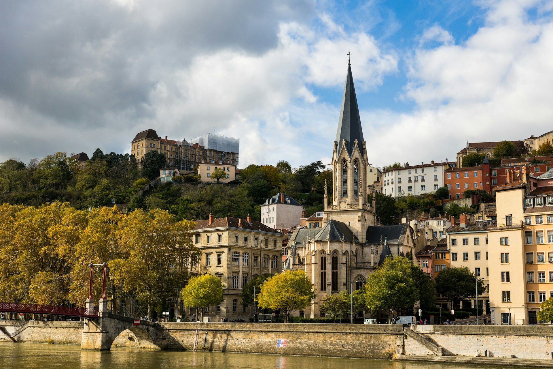 les meilleures villes françaises pour partir en week-end sans casser sa routine Pilates
