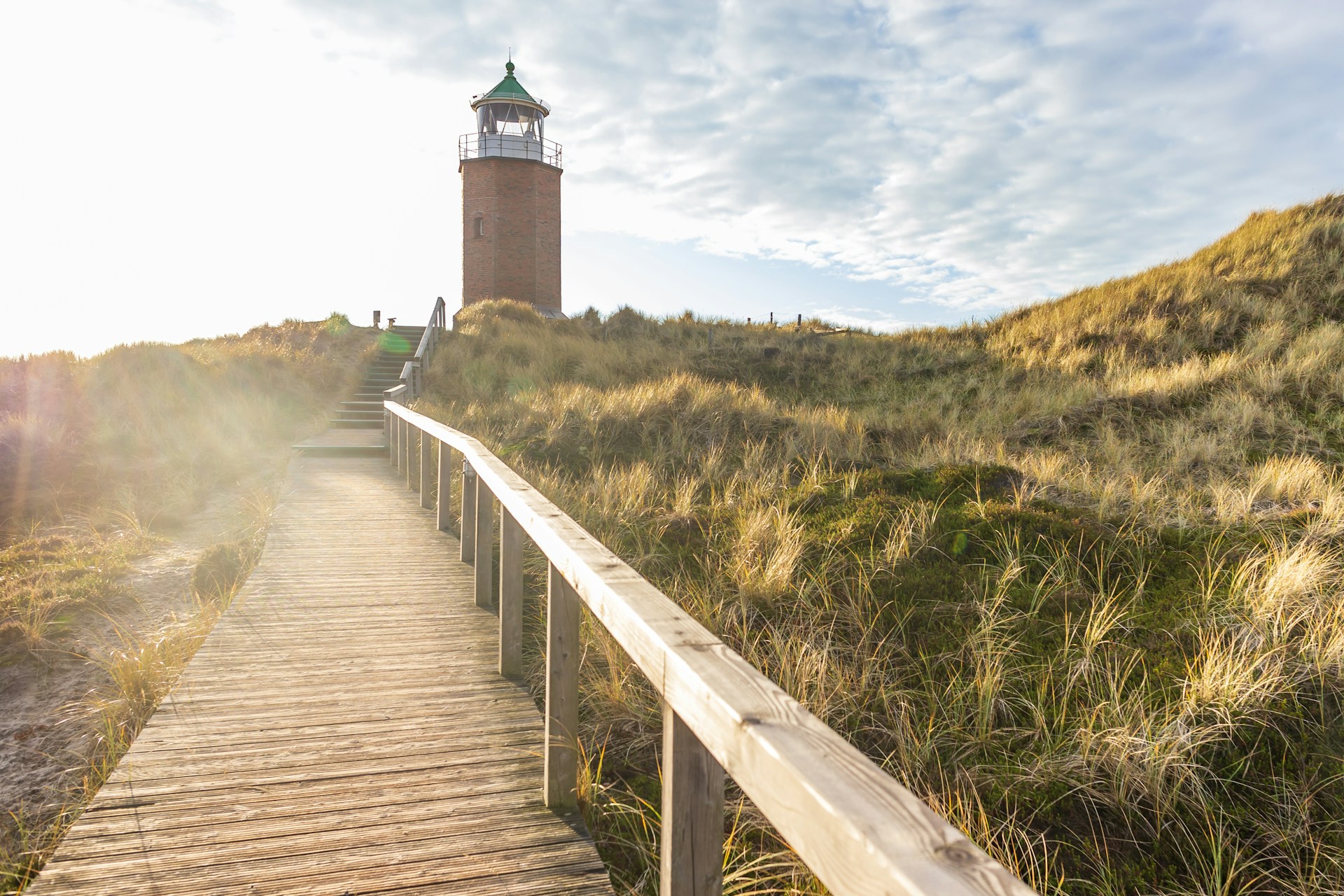Leuchtturm mit strandpromenade sylt (kampen)