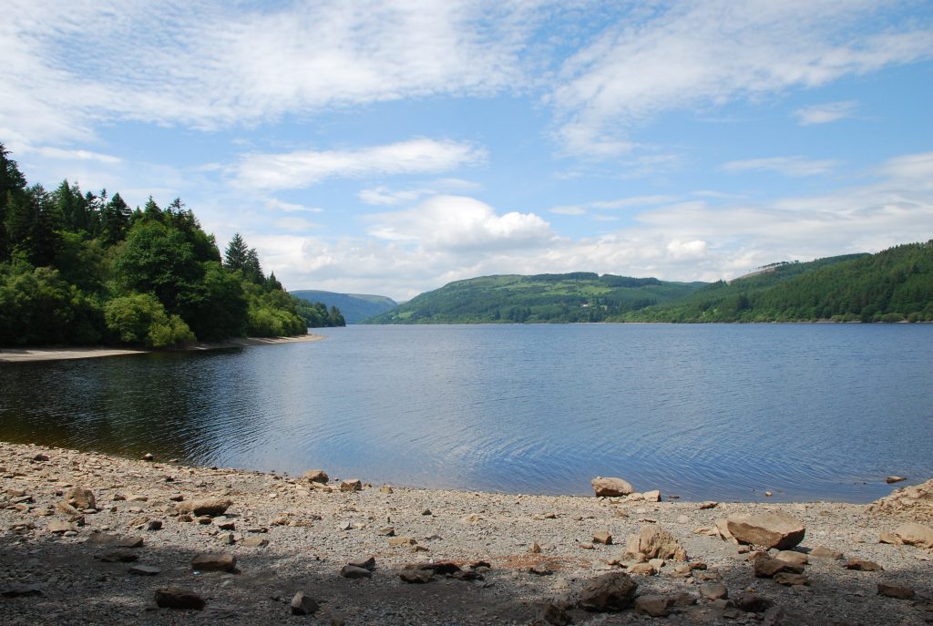 Lake-Vyrnwy-credit-Richard-Szwejkowski-via-Flickr-min